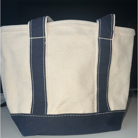 Mini Canvas Tote Purse With Zipper Closure in Cream and Navy - Picture 6 of 6